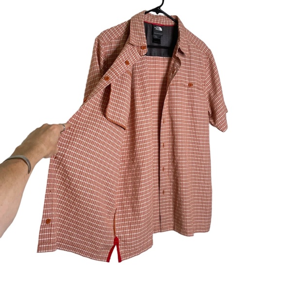 The North Face short sleeve button up shirt plaid Hawaiian - Picture 5 of 8